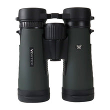 Vortex 8x42 Diamondback HD Binoculars (Green) with Vivitar Professional Cleaning Kit