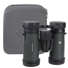 Vortex 10x32 Diamondback HD Binoculars DB-213 with Top Accessories